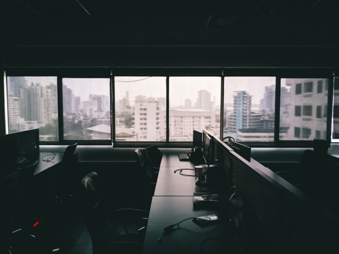 nevin-ruttanaboonta-tFgbDkYwkE0-unsplash